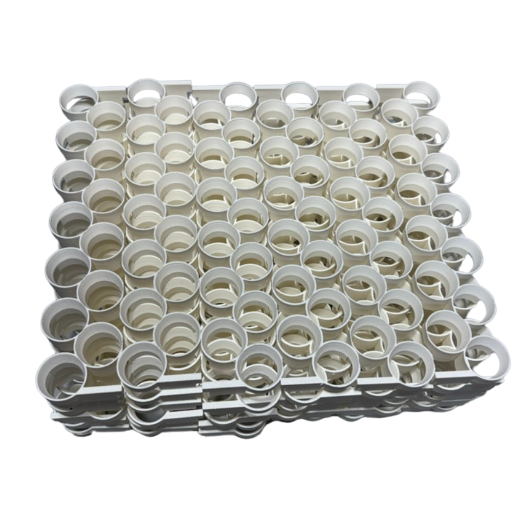 14–18 g Coturnix eggs positioned in jumbo incubation rails