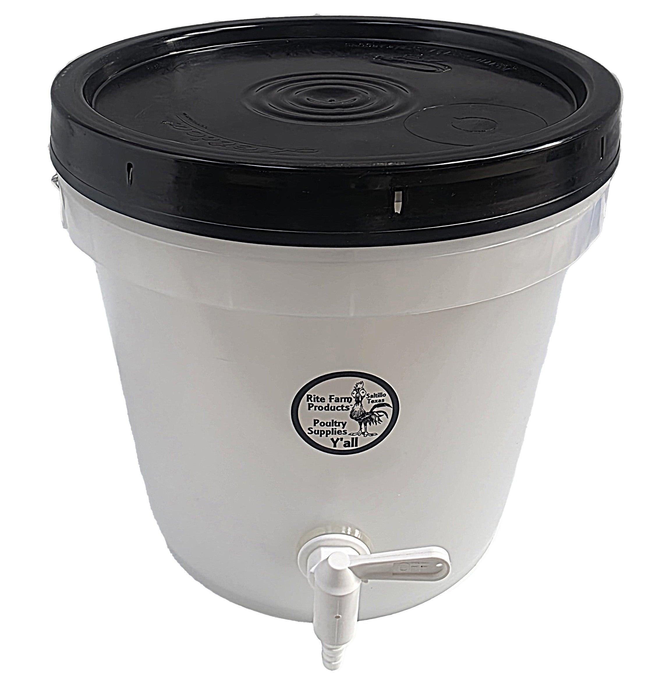 Quail Town Cages by Rite Farm Products | 2 Gallon Water Reservoir Kit