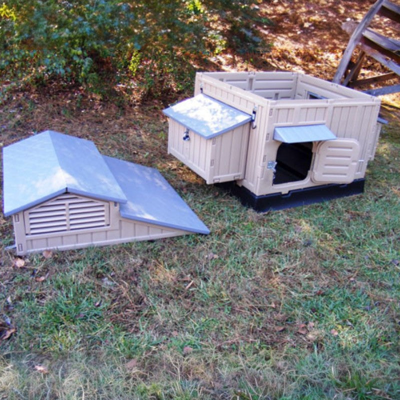 Snaplock by Formex Large Chicken Coop for 12 Chickens