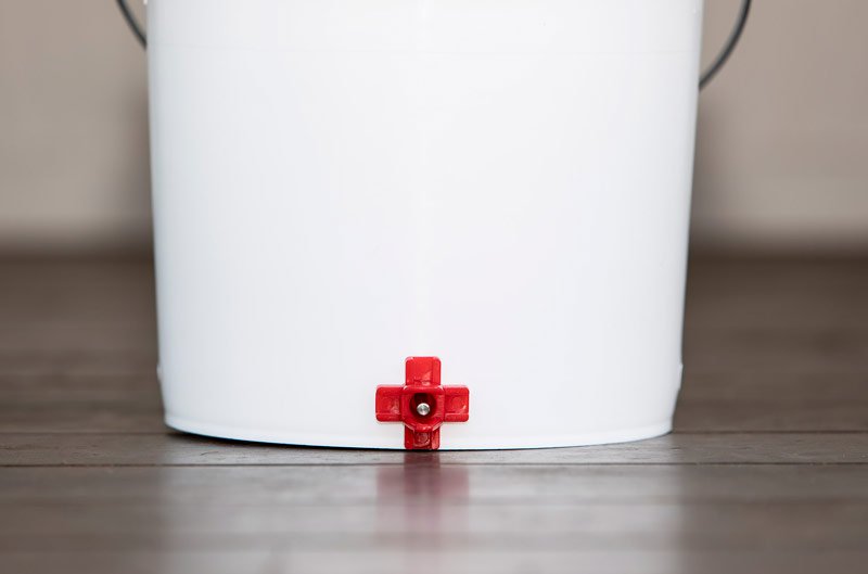 My Pet Chicken Horizontal Freeze-Free Watering Nipples