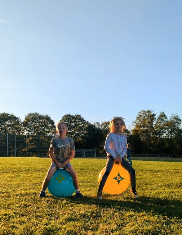 Bijou Hop Ball Racing Set