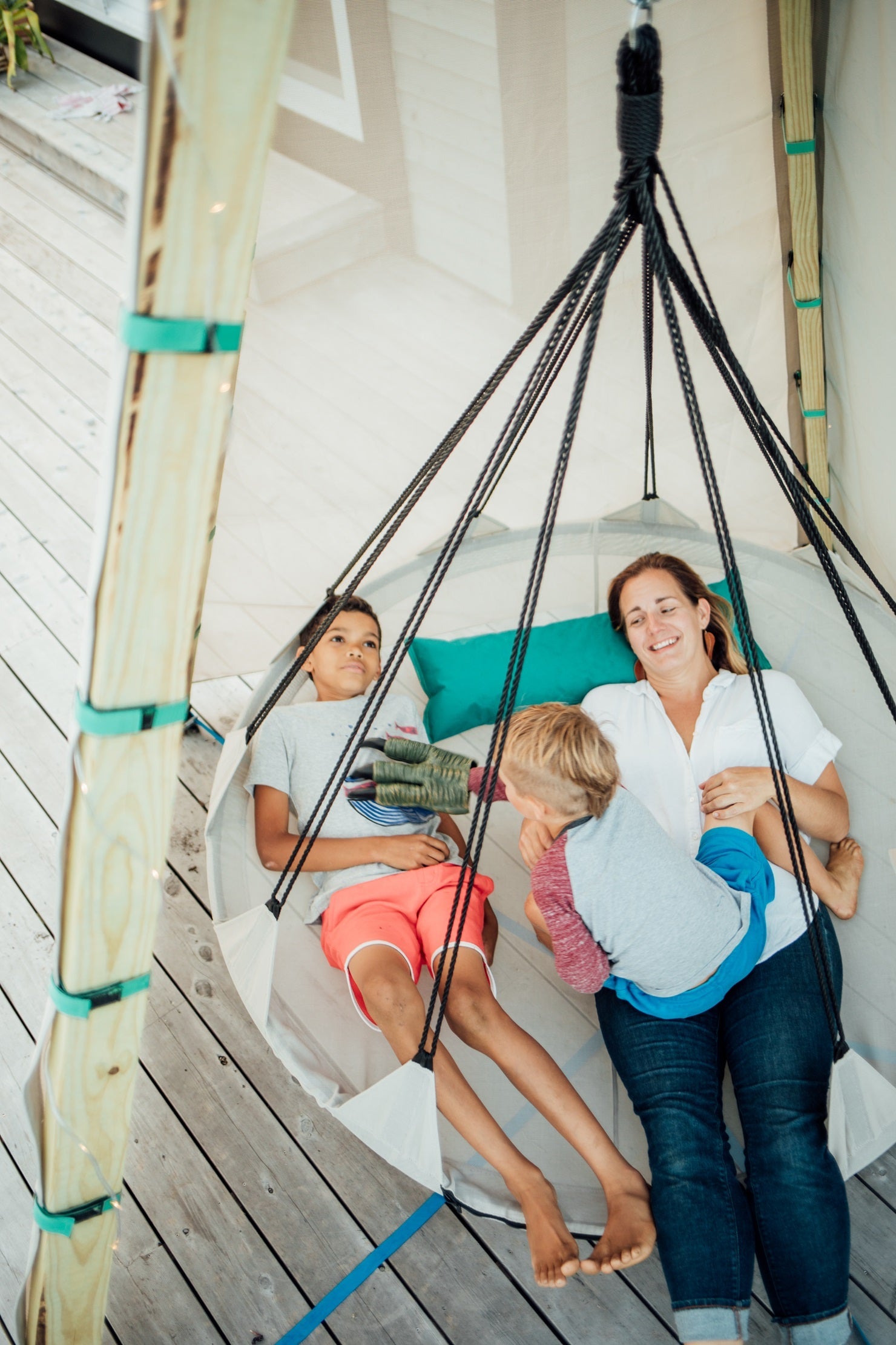 Bijou Build Nest Swing