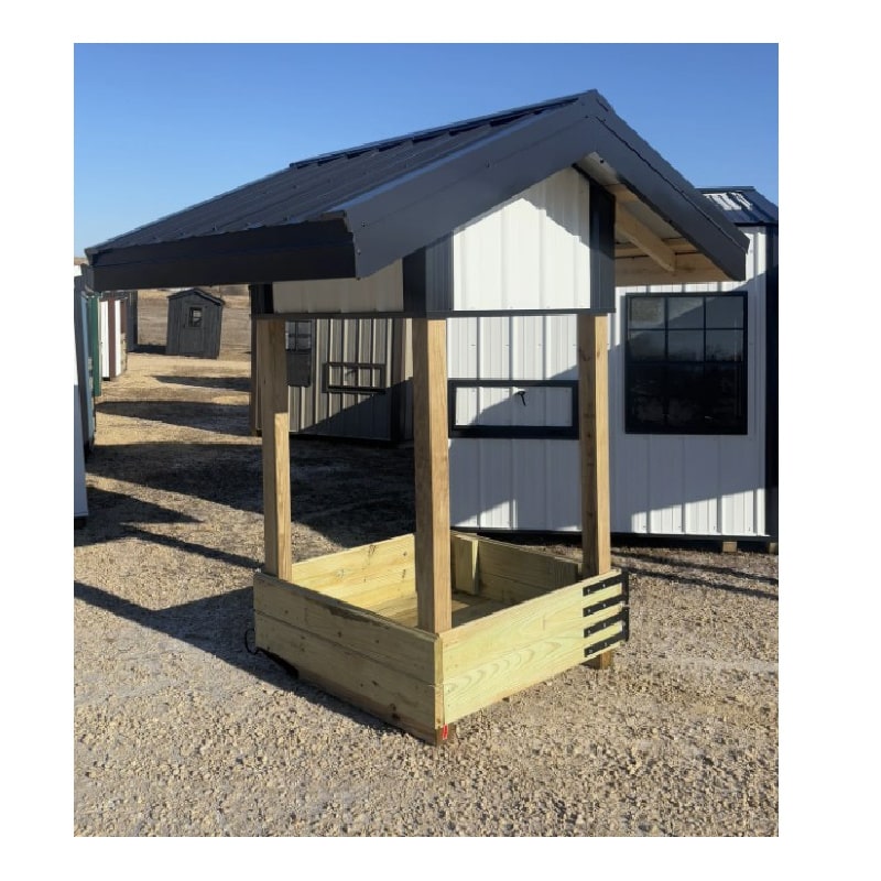 Driftless Outdoors 4’ x 4’ Hay Feeder white and black