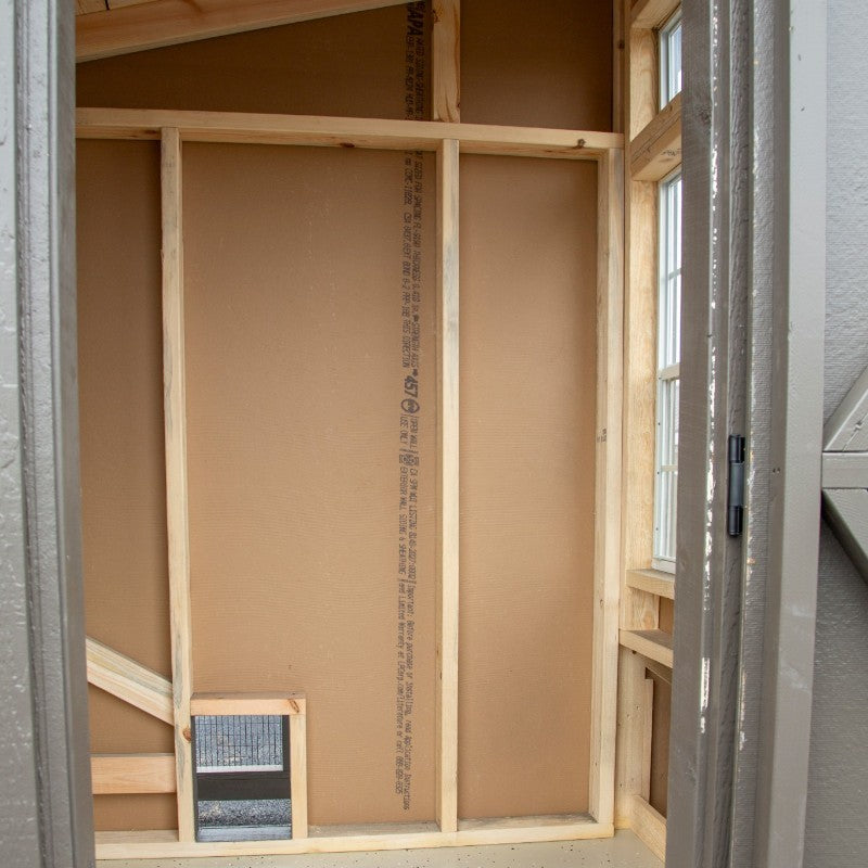 HHC L610C Chicken Coop Interior with Roost Bars, Ventilation, and Chicken Door
