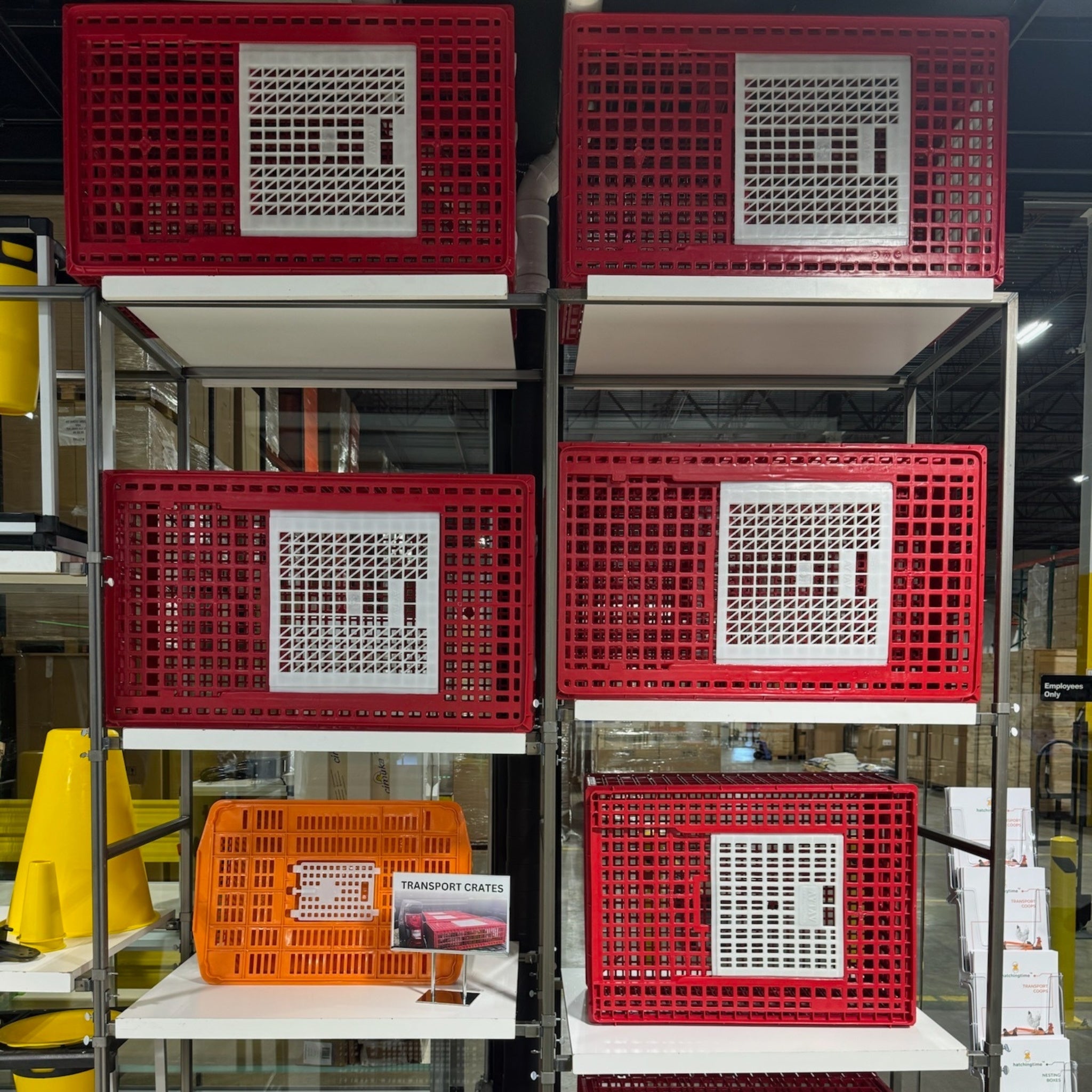 Hatching Time ventilated poultry transport carrier made from UV-resistant ABS plastic