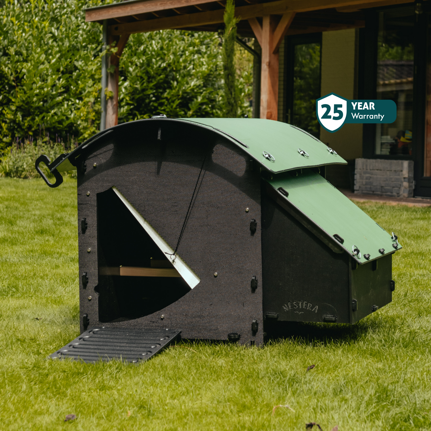 Nestera Chicken Coop Chicken Medium House 25 year warranty