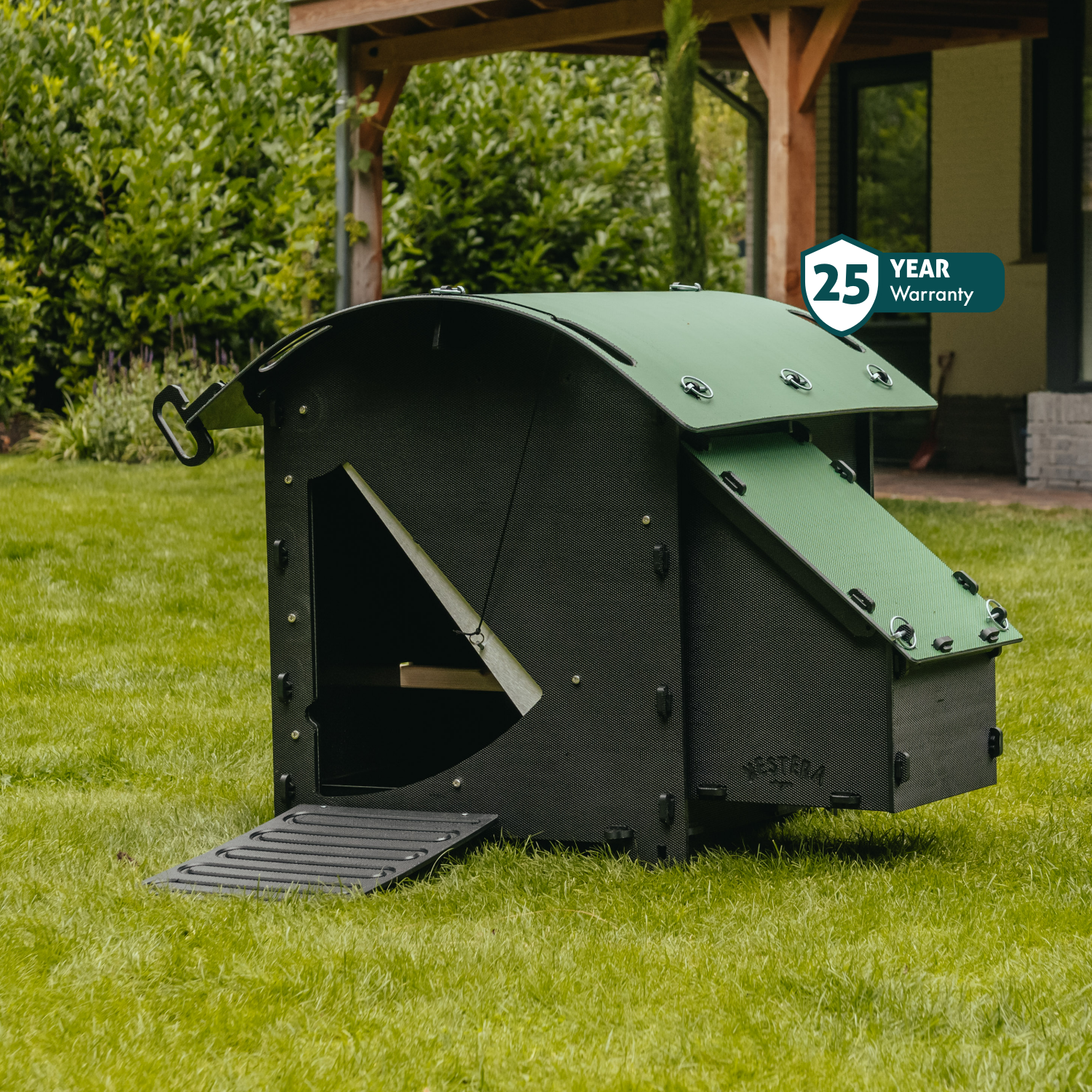 Nestera Chicken Coop Chicken Small House 25 year warranty