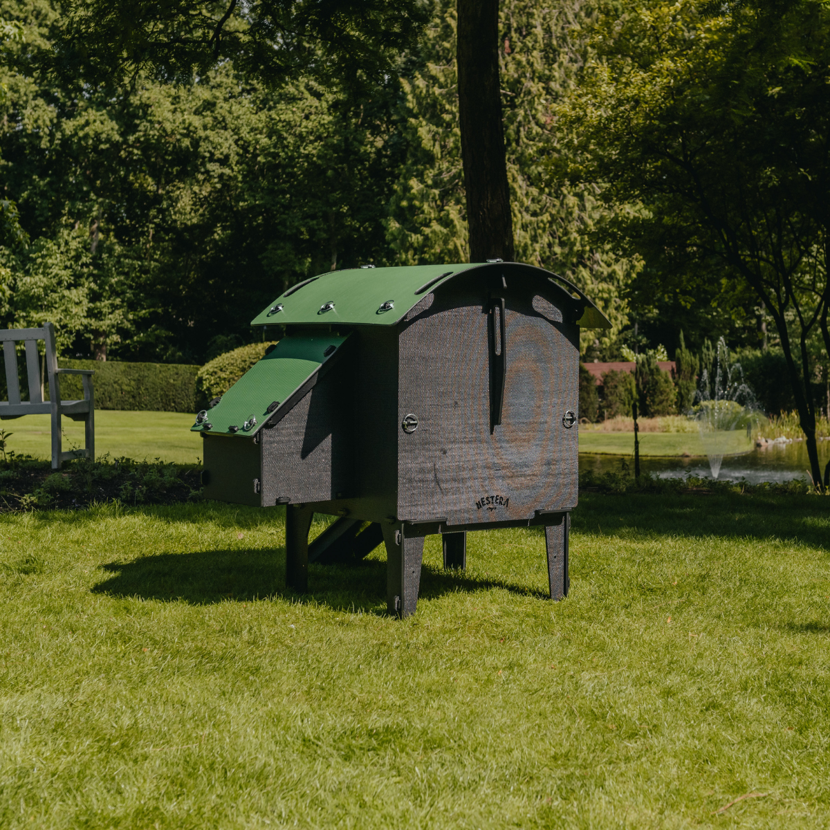 Nestera Chicken Coop Small Lodge back side