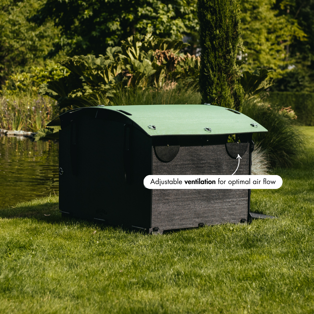Nestera Duck House with adjustable ventilation vents