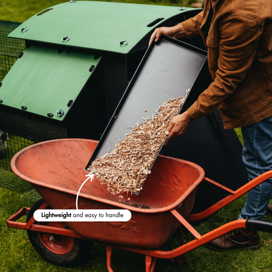 Nestera coop floor tray for routine droppings removal