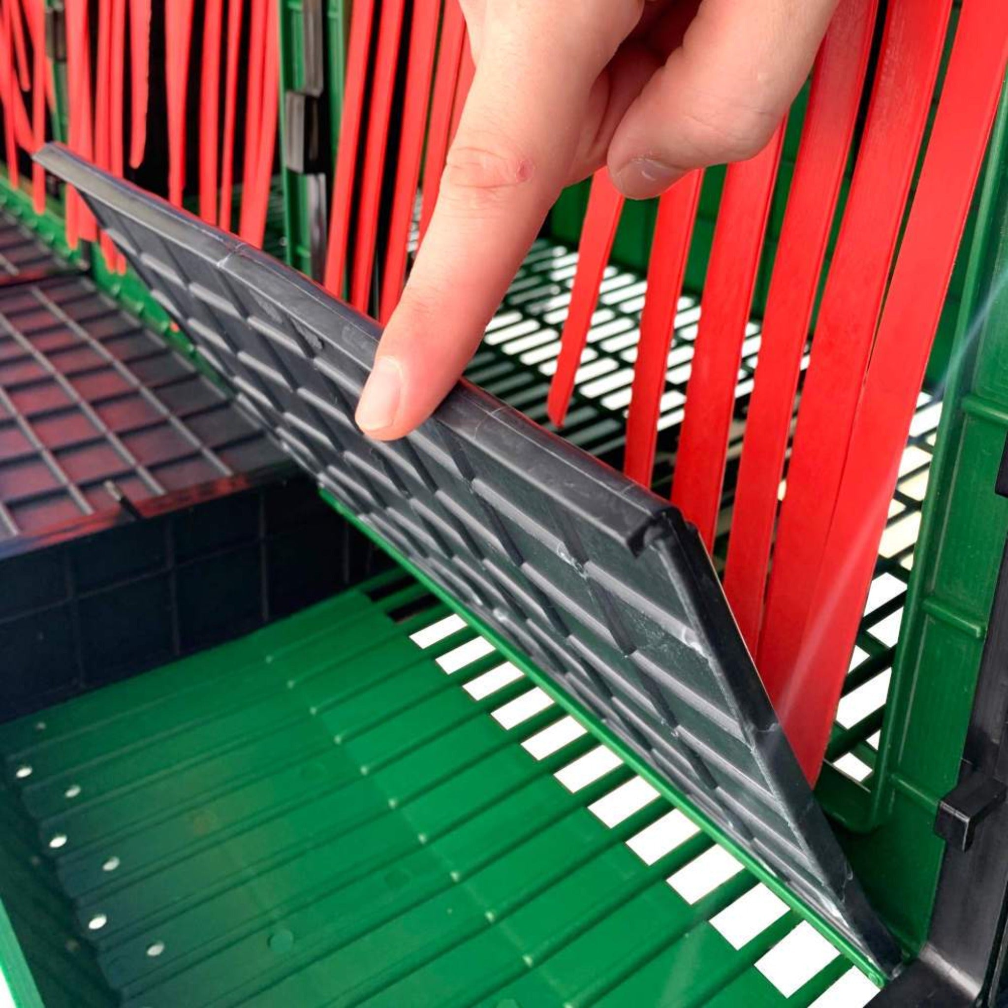 Cimuka Nesting Box - 6 Sections - Front Collection