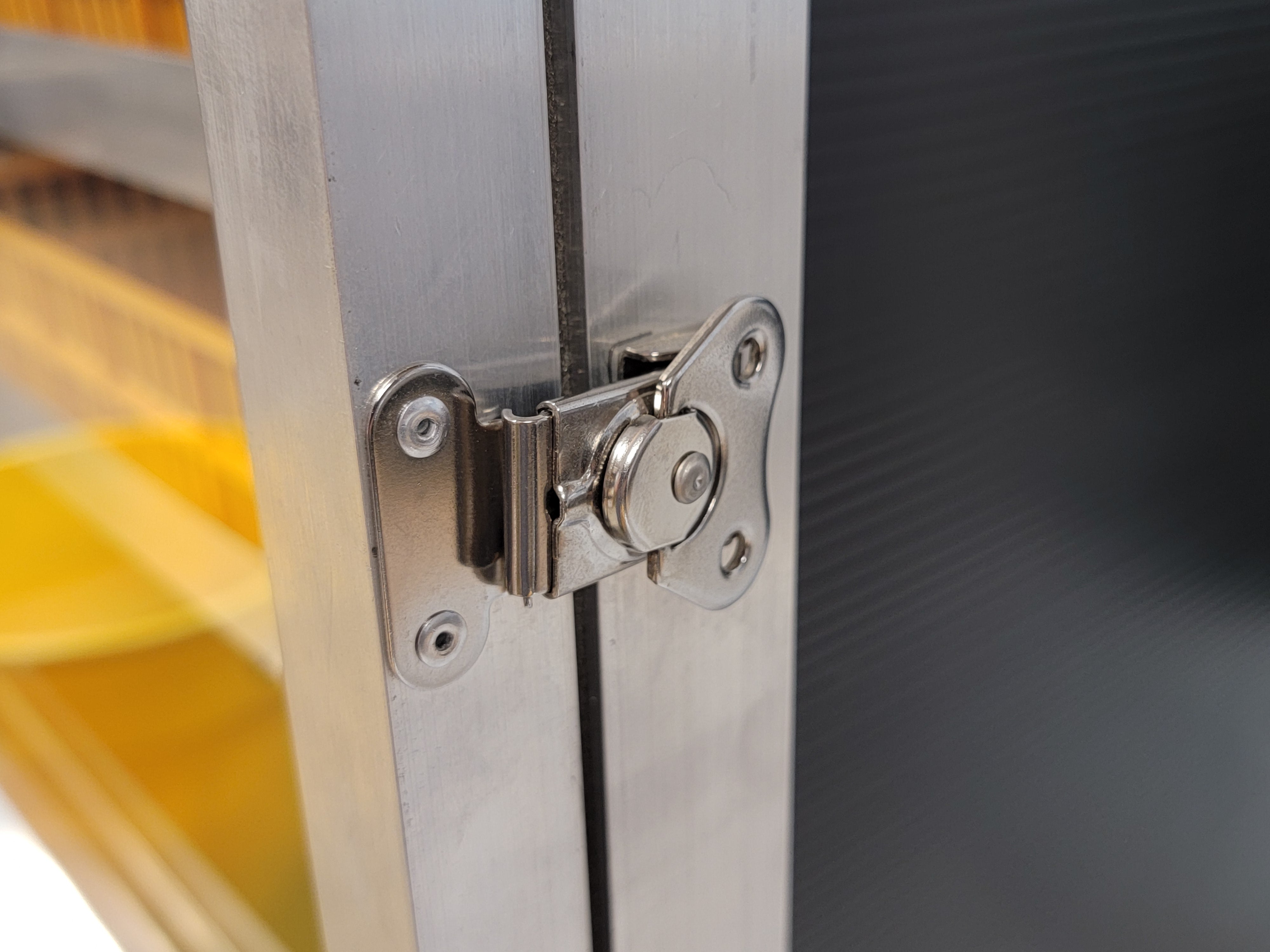 PRO264 incubator lock