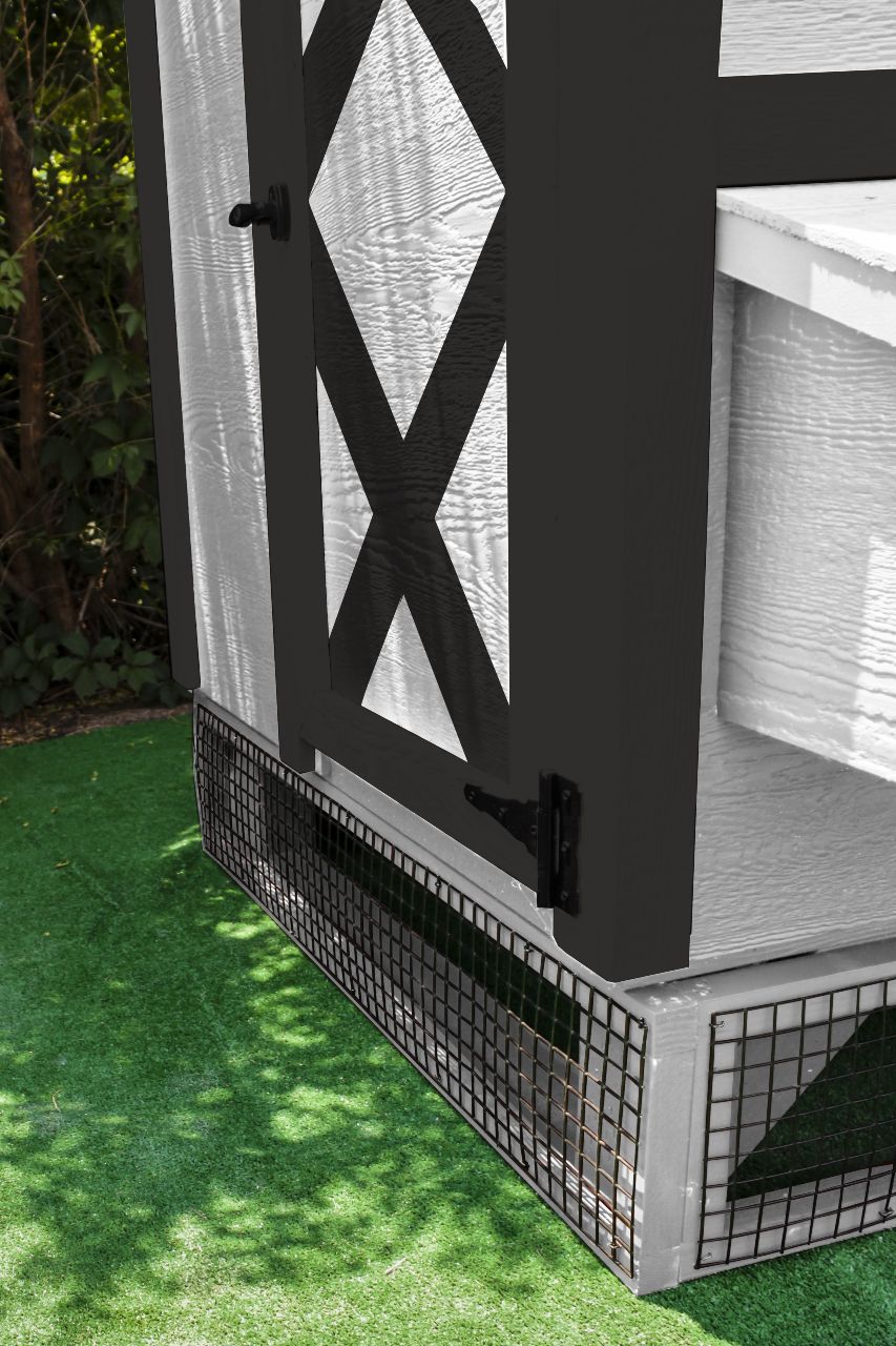 OverEZ Large Wire Chicken Coop Panels in Red, White or Blue